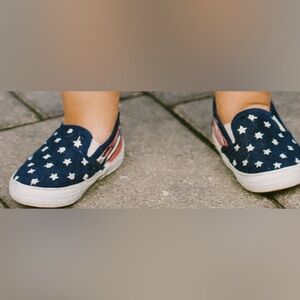 Old navy Baby Shoes Size 6-12 months